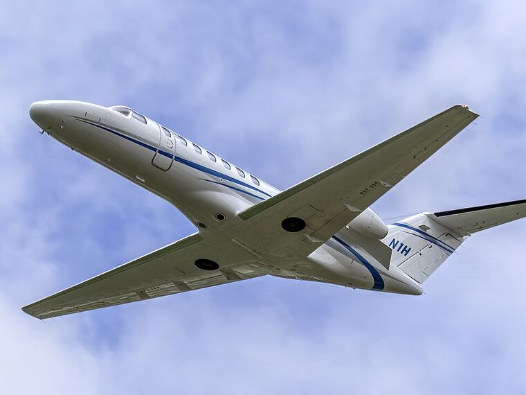 Aircraft Dealers & Brokers